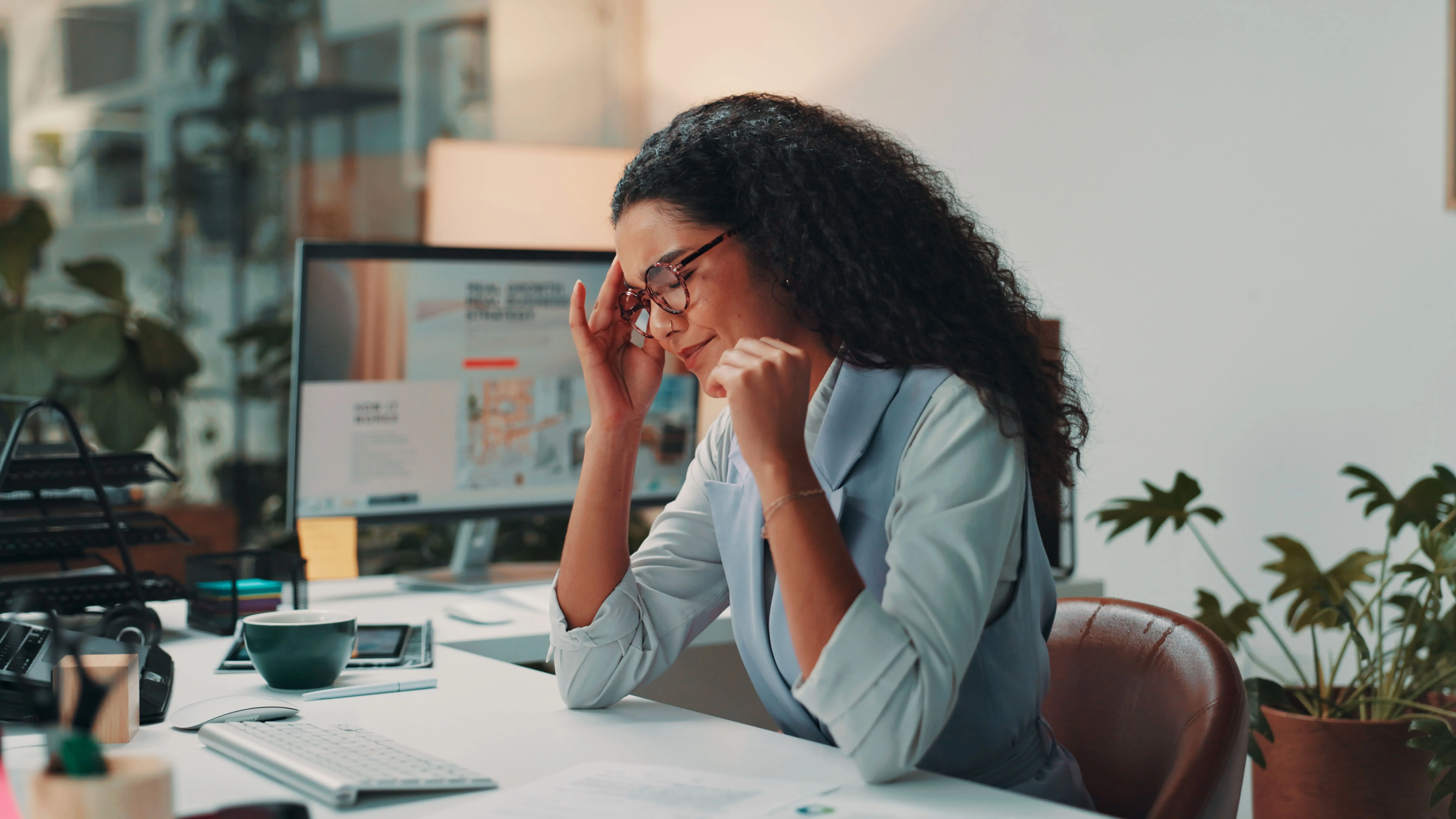 woman frustrated with offshore banking problems